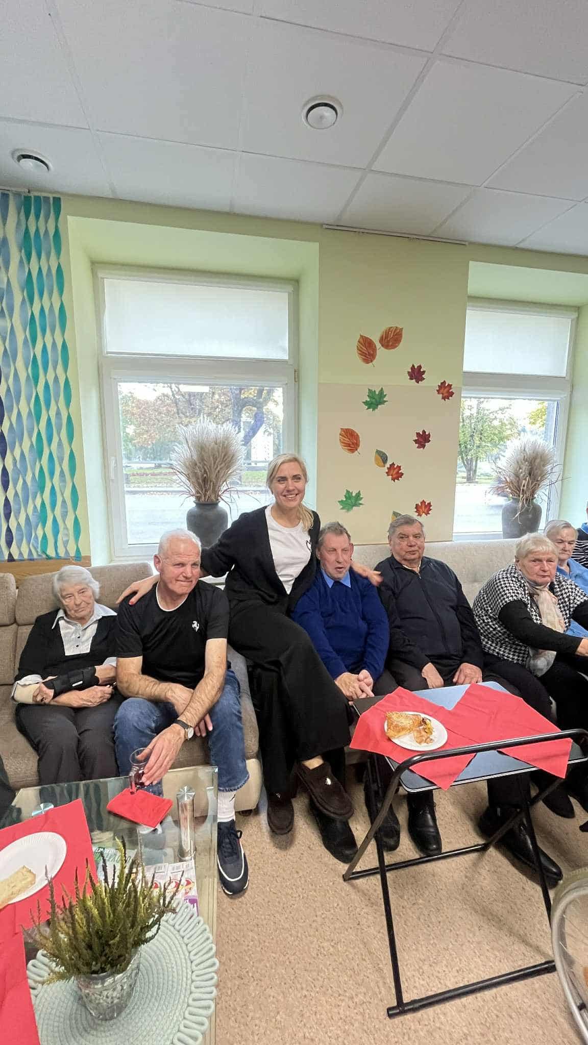T1lNhca59H5kSMgoq4vFJ1xrI1n5diZVWNGnwCku